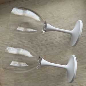 Set of Travel wine glasses.